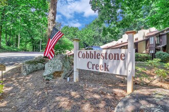 96 Cobblestone Creek in Peachtree City, GA - Building Photo - Building Photo
