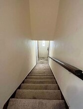 722 Hutchins Ave, Unit 1/2 in Columbus, IN - Building Photo - Building Photo