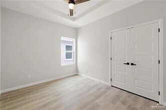 14 N 56th Ln in McAllen, TX - Building Photo - Building Photo