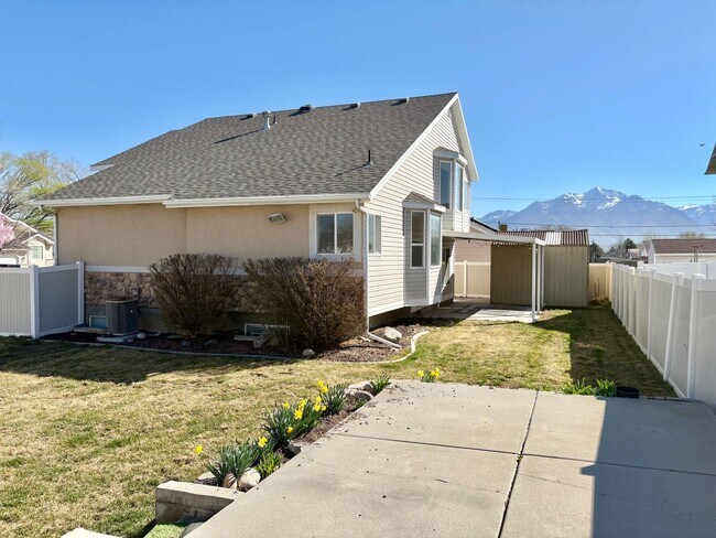 1747 W 8300 S in West Jordan, UT - Building Photo - Building Photo