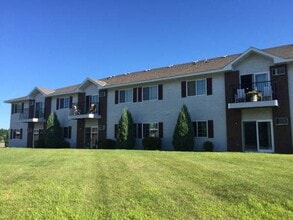 Clearwater Estates in Baxter, MN - Foto de edificio - Building Photo