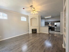 2710 Grants Lake Blvd in Sugar Land, TX - Building Photo - Building Photo