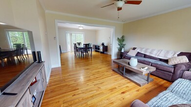 400 Burr St in New Haven, CT - Building Photo - Building Photo
