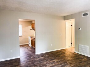 2885 Atwood Terrace in Columbus, OH - Building Photo - Building Photo