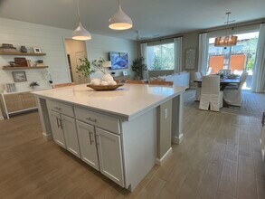 1165 Significant Wy W in Madera, CA - Building Photo - Building Photo