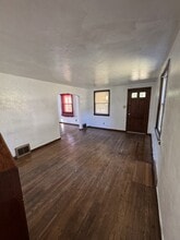 1226 Cloverfield Dr in Pittsburgh, PA - Building Photo - Building Photo