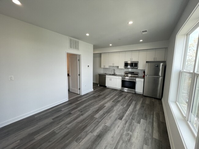 2215 Minnesota Ave SE in Washington, DC - Building Photo - Building Photo