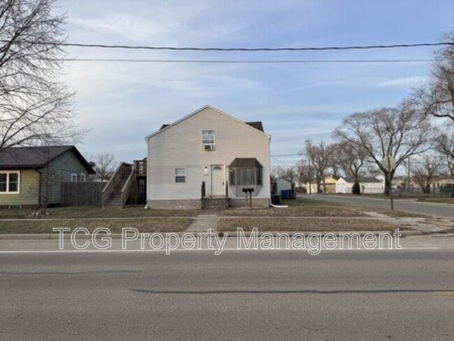 1600 W Main St in Ottawa, IL - Building Photo - Building Photo