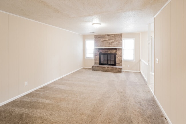 109 Terry Ave in Summerville, SC - Building Photo - Building Photo