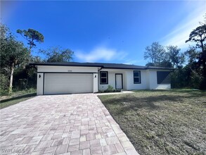 3432 Audette St in Port Charlotte, FL - Building Photo - Building Photo