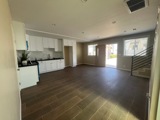 property at 13836 Cohasset St