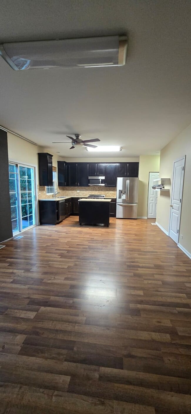 2986 Peachtree Cir in Aurora, IL - Building Photo - Building Photo