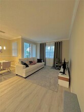 3155 NE 184th St in Aventura, FL - Building Photo - Building Photo