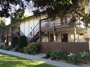 619-625 N Ventura St in Anaheim, CA - Building Photo - Building Photo