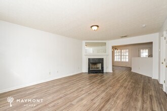 2040 Manhattan Pkwy in Decatur, GA - Building Photo - Building Photo