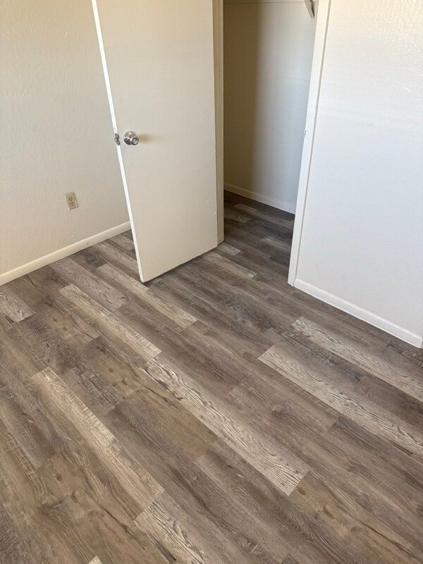515 Lampasas Ave in Sacramento, CA - Building Photo - Building Photo