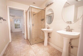 1409 Broken Oak Dr in Wildwood, FL - Building Photo - Building Photo