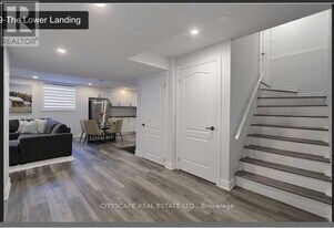 3170 Southwind Rd in Mississauga, ON - Building Photo