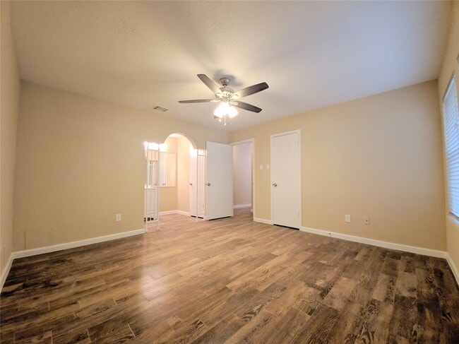 property at 4410 Dawn Creek Ln