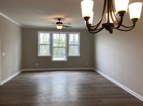 729 Carraway Garden Dr in Wake Forest, NC - Foto de edificio - Building Photo