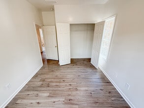 2468 Spring St NW in Atlanta, GA - Building Photo - Building Photo