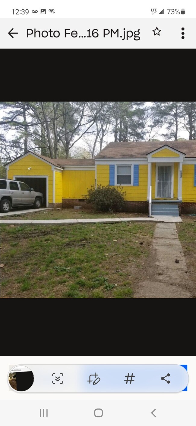 property at 1918 East Dr