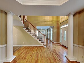 4727 Cedar Wood Dr SW in Lilburn, GA - Foto de edificio - Building Photo