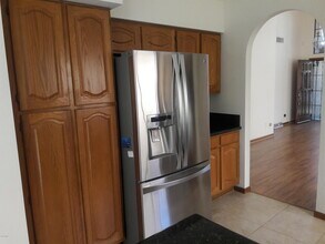 15852 N 50th St in Scottsdale, AZ - Foto de edificio - Building Photo