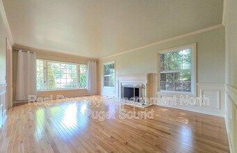 18213 157th Ave NE in Woodinville, WA - Building Photo - Building Photo
