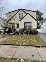 83 Adams St in East Rockaway, NY - Building Photo