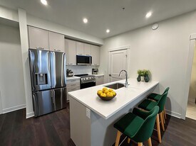 5382-200 200 St in Langley, BC - Building Photo