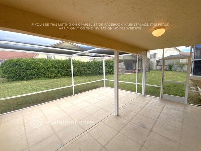 18152 Blue Lake Way, Unit 283 in Boca Raton, FL - Building Photo - Building Photo