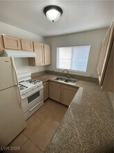 4404 W Lake N Dr in Las Vegas, NV - Building Photo - Building Photo