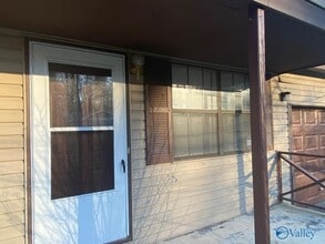 5020 Kyle Ln NW in Huntsville, AL - Building Photo - Building Photo