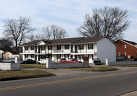 Camelot Apartments in Tuscaloosa, AL - Building Photo - Building Photo