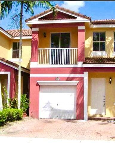 property at 2227 Shoma Dr