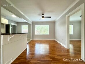 4511 Roanoke Pkwy in Kansas City, MO - Building Photo - Building Photo