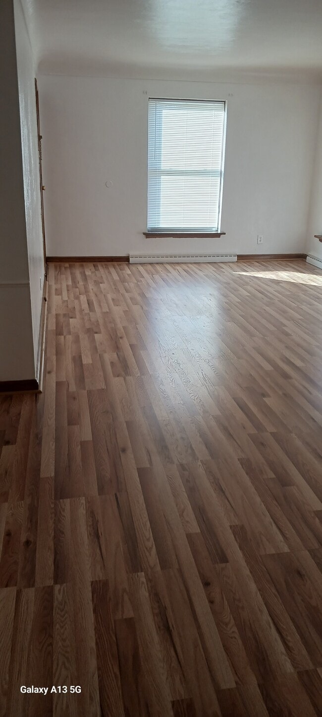 8804 Riverview Blvd, Unit AptA in St. Louis, MO - Foto de edificio - Building Photo