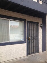 700 W University Dr, Unit 116 in Tempe, AZ - Building Photo - Building Photo