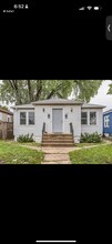 1019 Central Ave W in St. Paul, MN - Building Photo - Building Photo