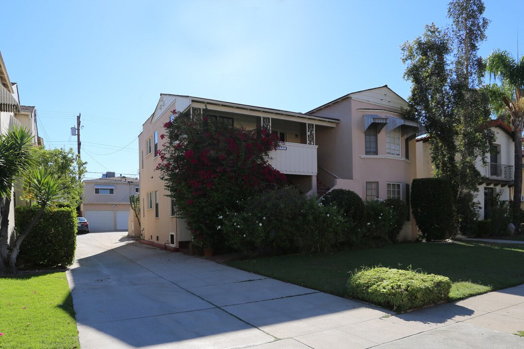 1108 N Maryland Ave in Glendale, CA - Building Photo