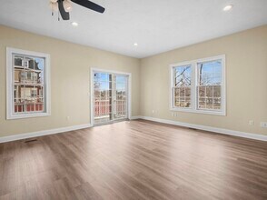 63 Varnum Ave in Lowell, MA - Building Photo - Building Photo