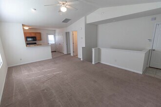 3406 E St Charles Rd in Columbia, MO - Building Photo - Building Photo