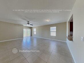 8065 Gopher Tortoise Trail in Lehigh Acres, FL - Foto de edificio - Building Photo