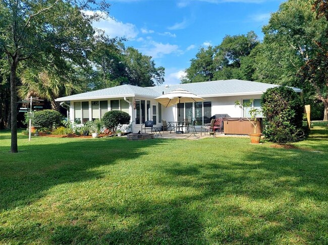 8843 SW 200th Cir in Dunnellon, FL - Building Photo - Building Photo