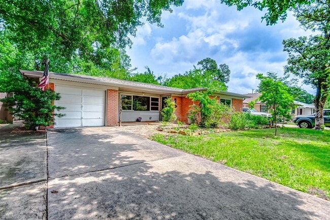 property at 515 Azaleadell Dr