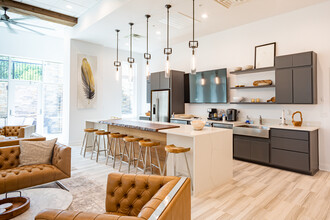 The Summit Apartment Homes in Crozet, VA - Foto de edificio - Interior Photo