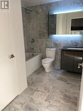 117 McMahon Dr in Toronto, ON - Building Photo - Building Photo