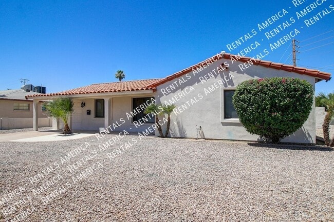 940 E Bethany Home Rd in Phoenix, AZ - Building Photo - Building Photo