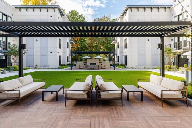 The Lawrence in Morris Plains, NJ - Building Photo - Building Photo